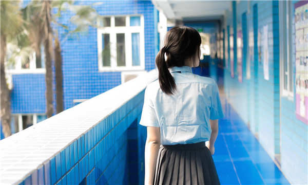 德保如何找到一个可以帮助我生孩子的女人？
